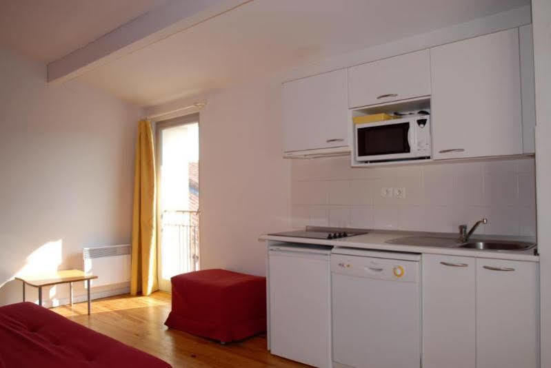 Temporesidence Chateauneuf Μπαγιόν Εξωτερικό φωτογραφία